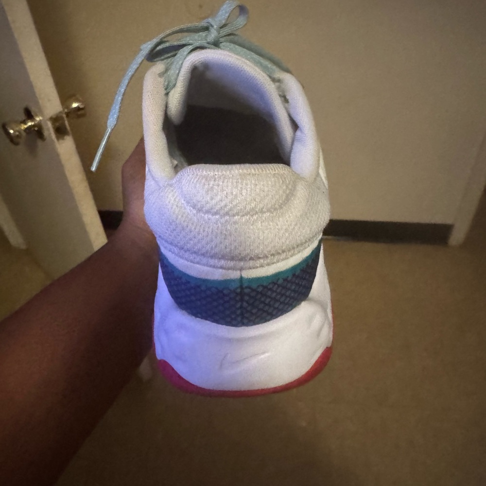 Shoes - Picture 6 of 6